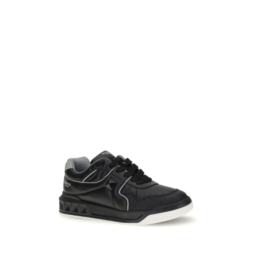 Valentino Garavani One Stud Low-Top Sneakers - Sneakers