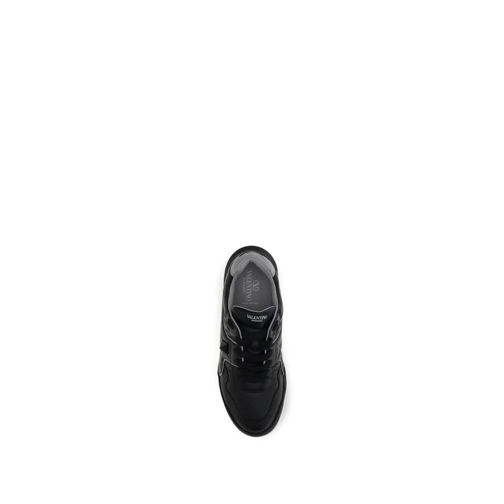 Valentino Garavani One Stud Low-Top Sneakers - Sneakers