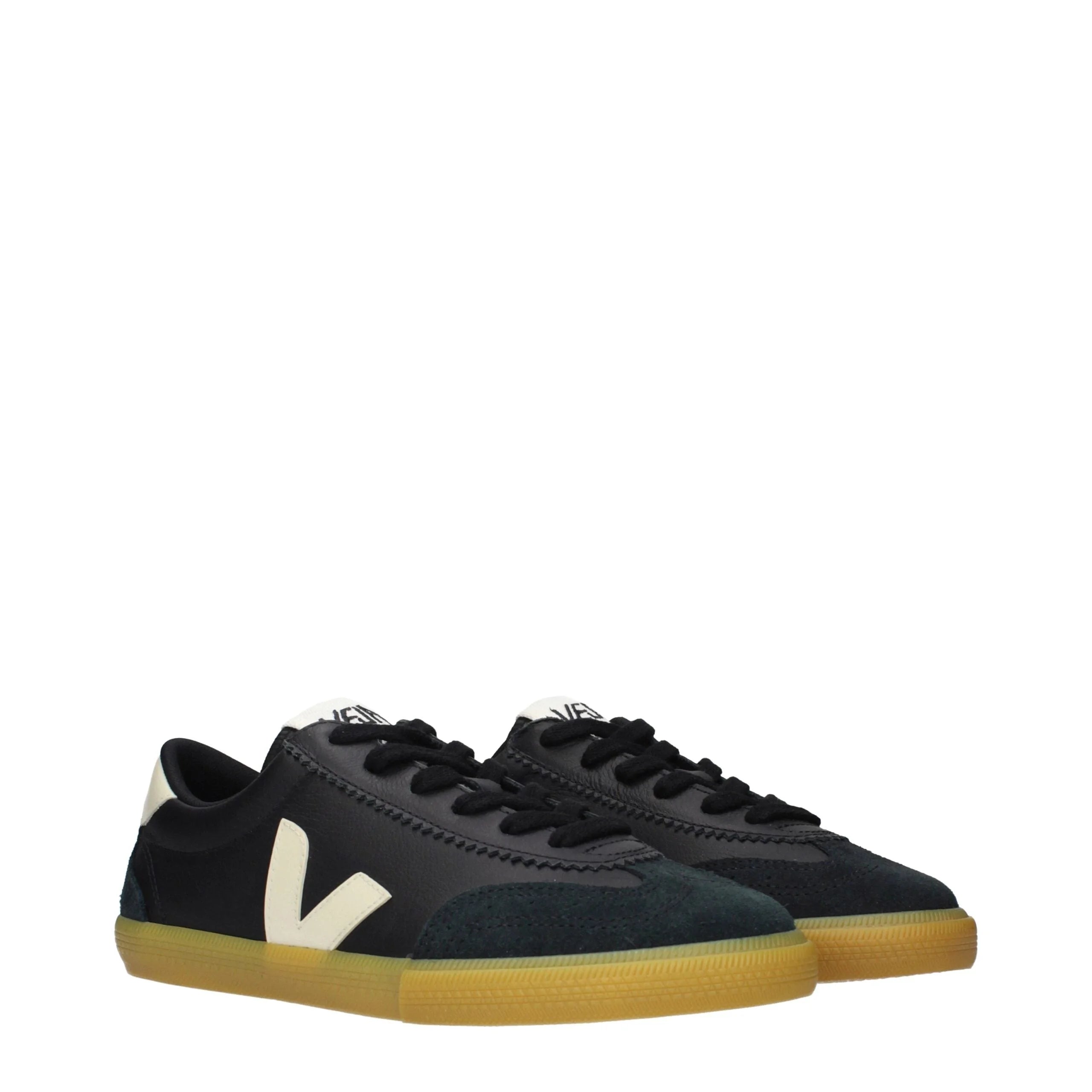 Veja Black Leather Low Top Sneakers - EU37/US7