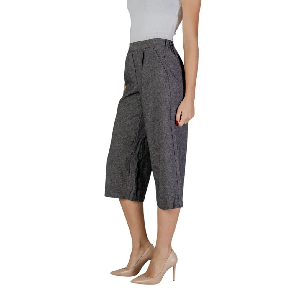 Vero Moda Black And White Polyester Cropped Pant